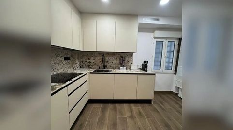 Foto 4 de Habitació a Calle Emilio Alarcos Llorach, 4, La Felguera, Langreo