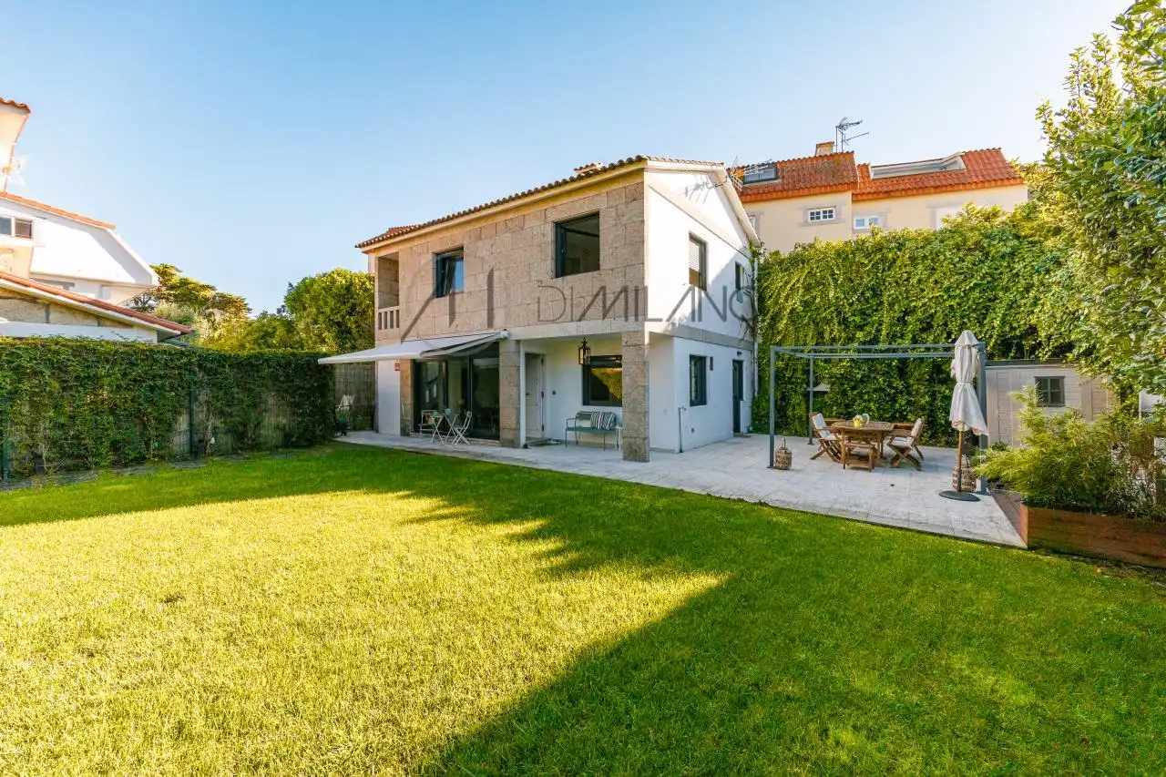 Detached house with garden for sale in Rúa Foz, imagen 5
