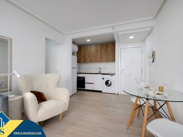 Appartement compact avec piscine à vendre à Centro
