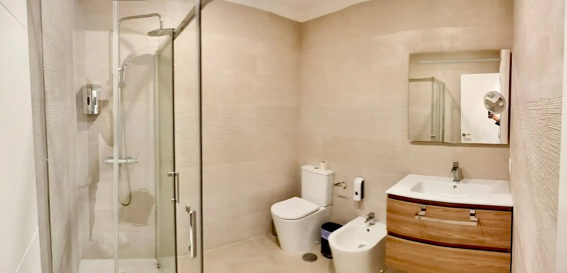 Baño de Apartamento en venta en Puerto de la Cruz con Amueblado, Lavadora y Microondas
