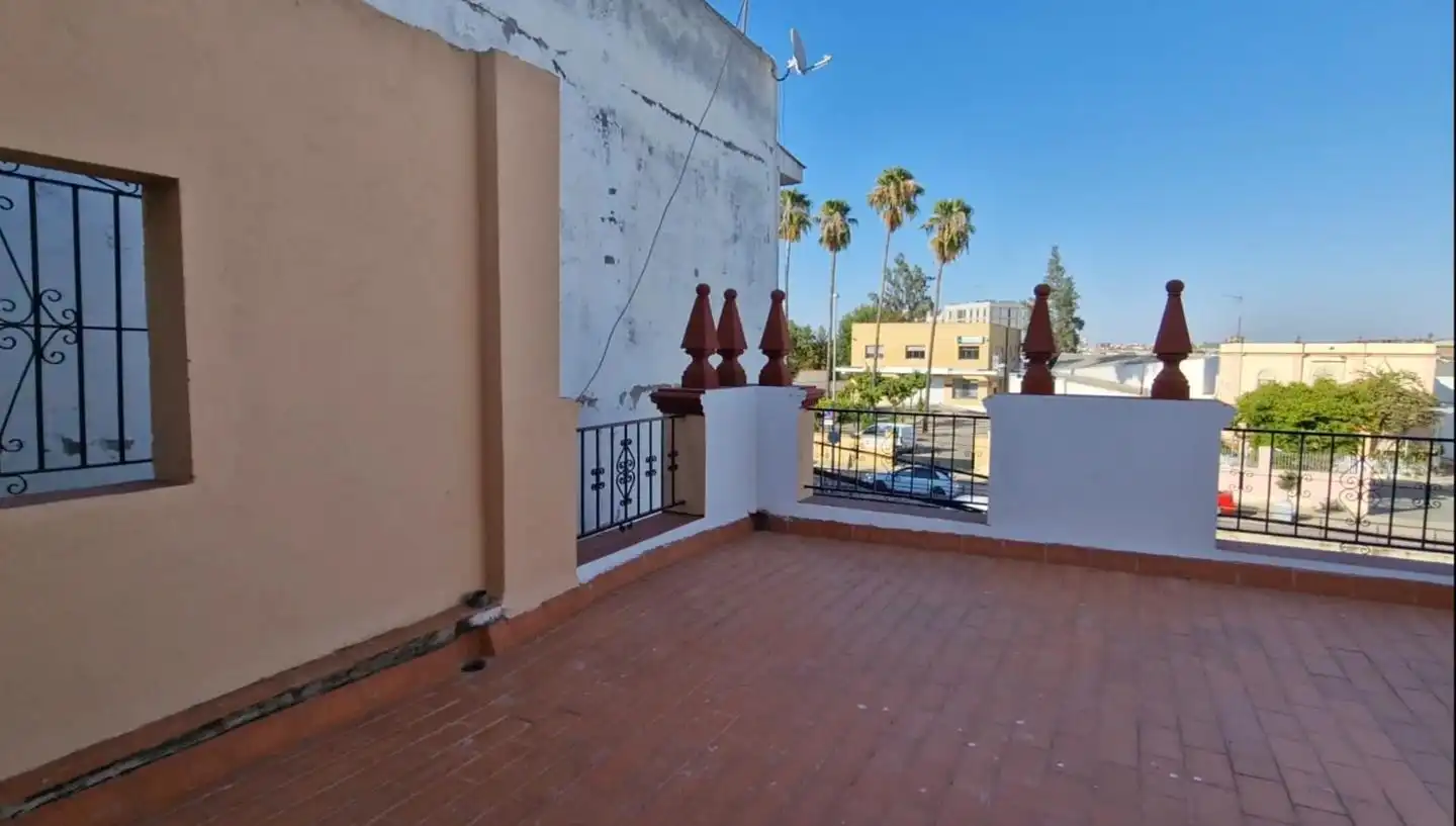 Room in Avenida de Jerez, Bellavista