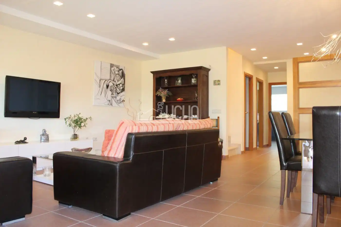 Sala de estar de Casa adosada de alquiler en Bétera con Aire acondicionado, Calefacción y Jardín privado