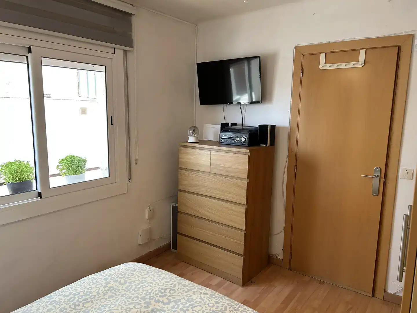 Bedroom of Flat for sale in Badalona  with Balcony