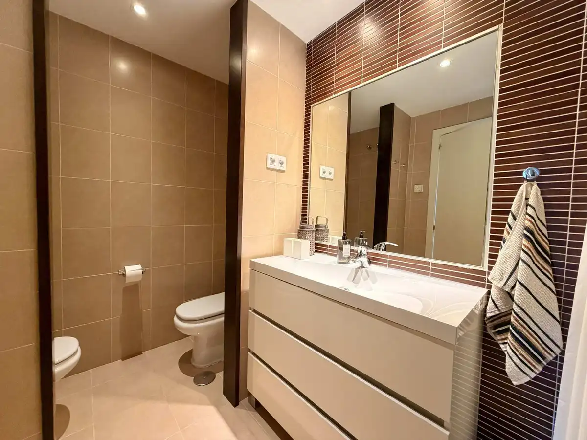 Baño de Piso en venta en Benahavís con Aire acondicionado y Terraza