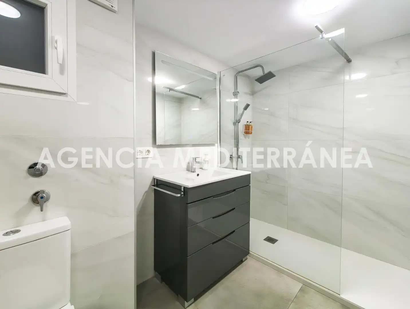 Bany de Apartament en venda en Ciutat Vella 