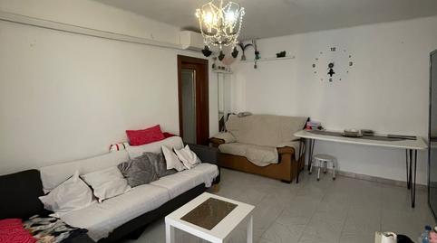 Foto 3 de Pis en venda a La Gavarra, Cornellà de Llobregat