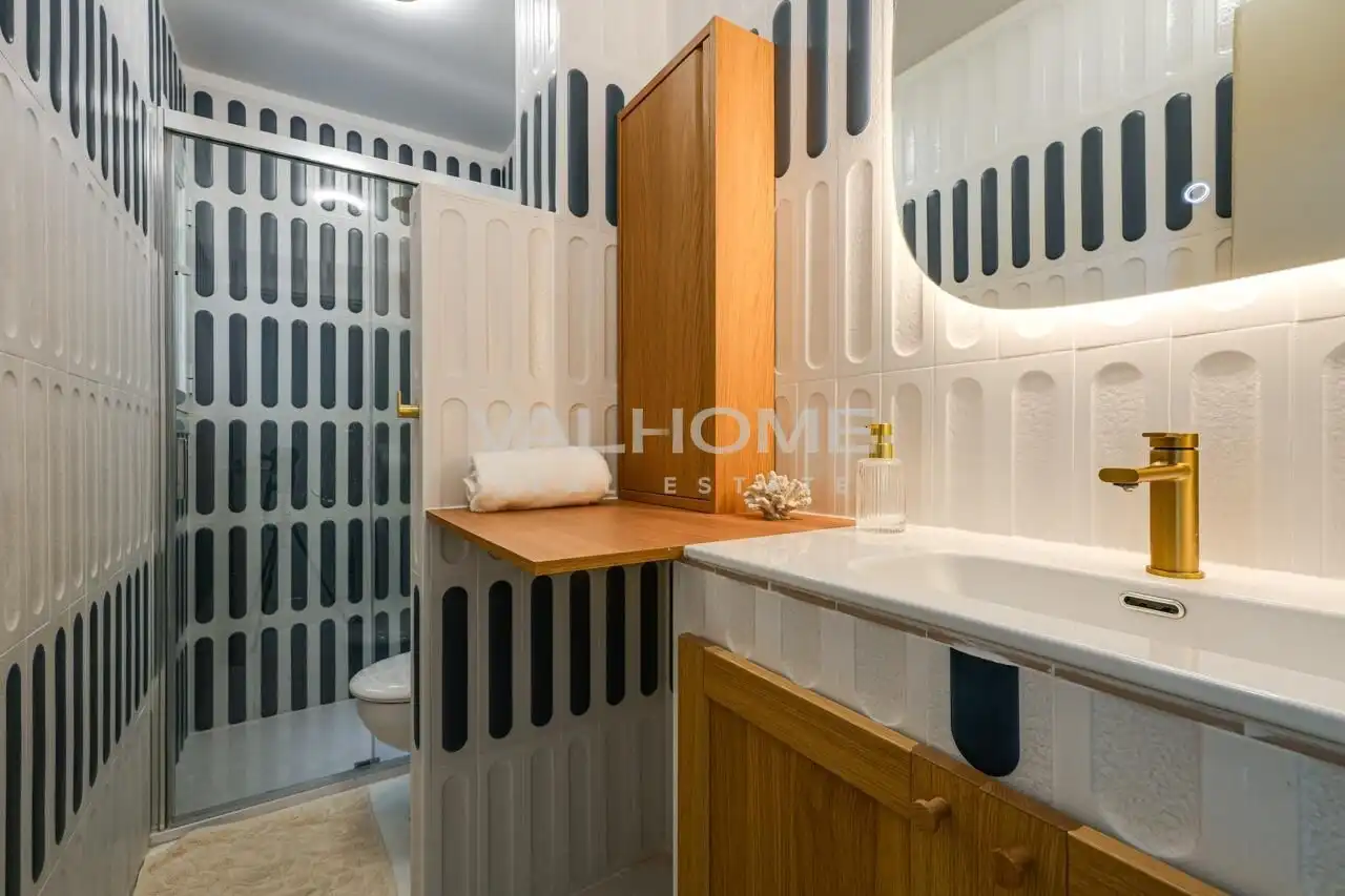 Badezimmer von Wohnungen zum Verkauf in Barcelona mit Klimaanlage, Heizung und Balkon
