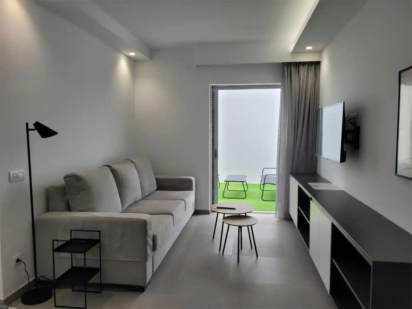 Wohnzimmer von Wohnung zur Miete in Las Palmas de Gran Canaria mit Klimaanlage, Privatgarten und Möbliert