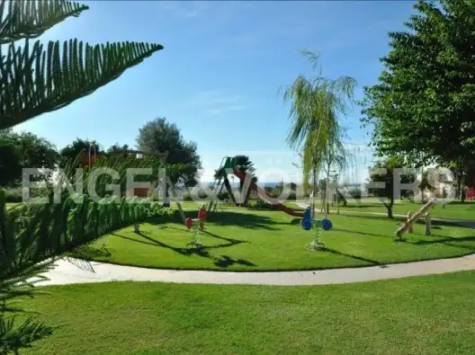 Jardín de Casa o chalet en venta en Mataró con Aire acondicionado, Calefacción y Jardín privado