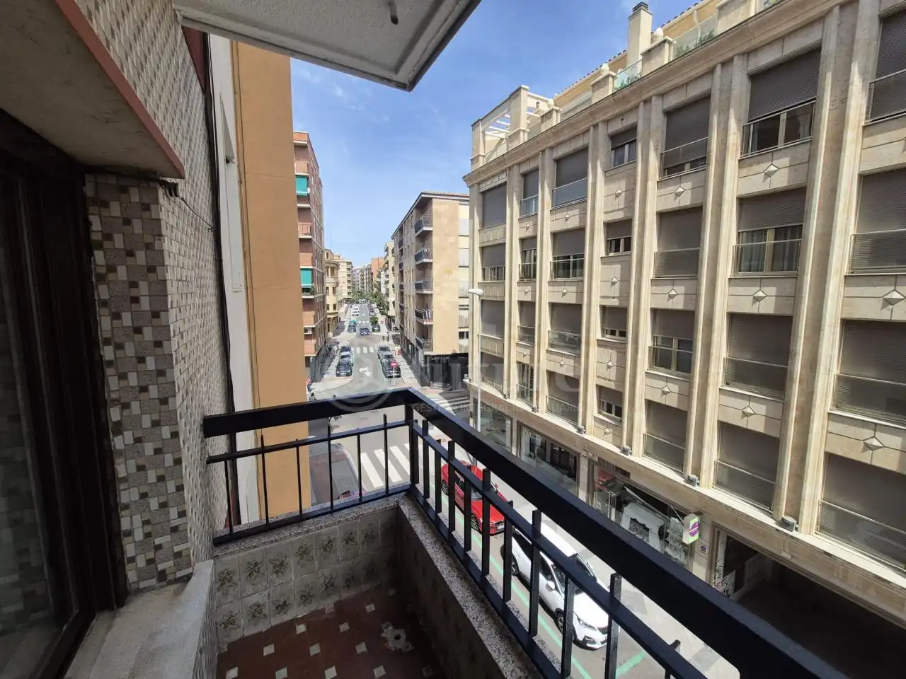 Außenansicht von Wohnung zur Miete in Salamanca mit Heizung, Möbliert und Balkon