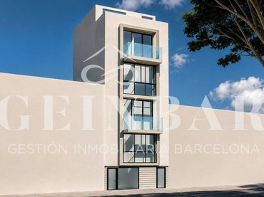 Dúplex amb balcó en venda a Avenida Avinguda Lloreda