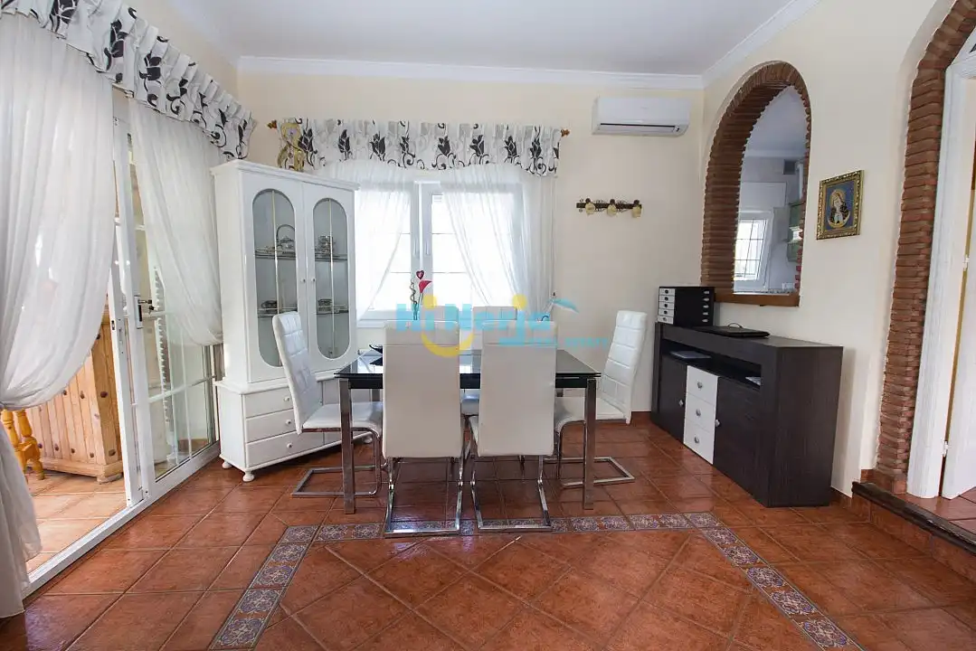 Chalet con piscina en venta en Centro, imagen 6