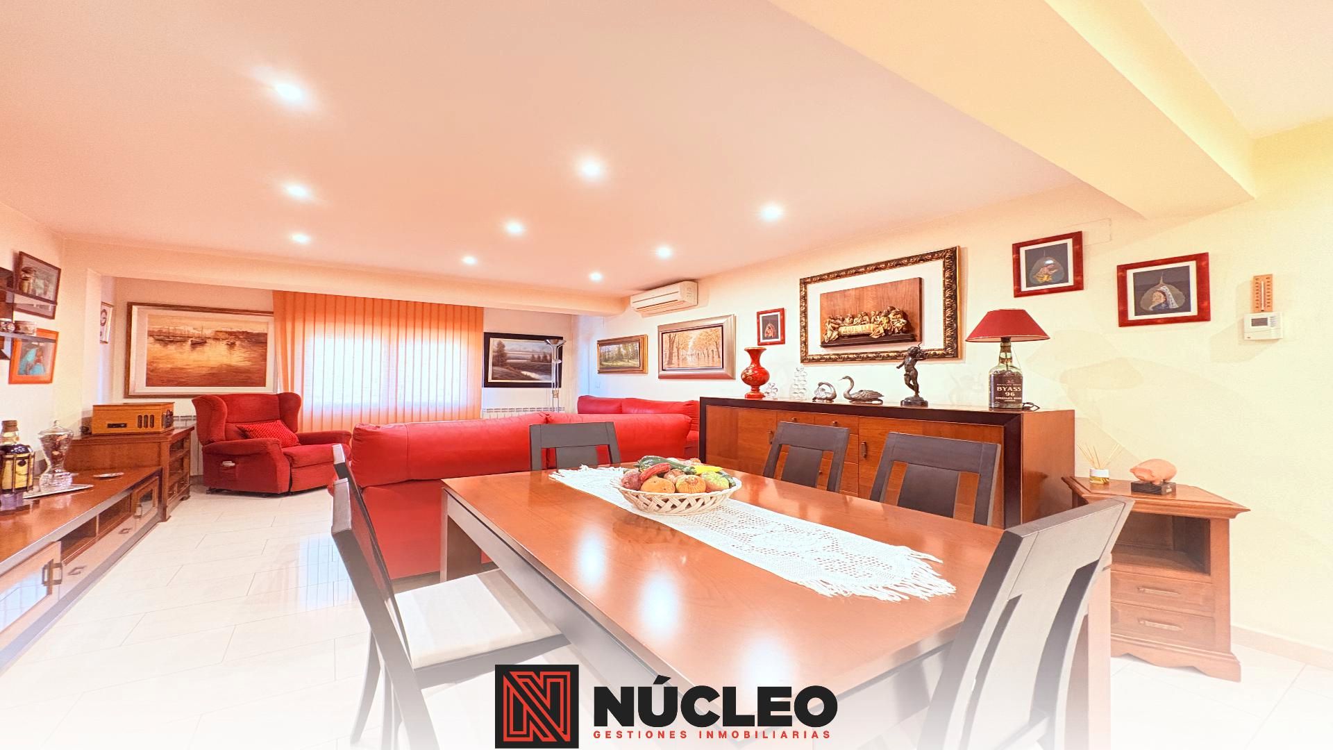 Comedor de Piso en venta en  Zaragoza Capital con Aire acondicionado, Calefacción y Amueblado