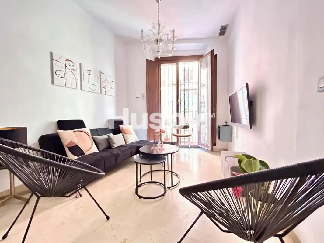 Living room of Flat for sale in Casco Antiguo