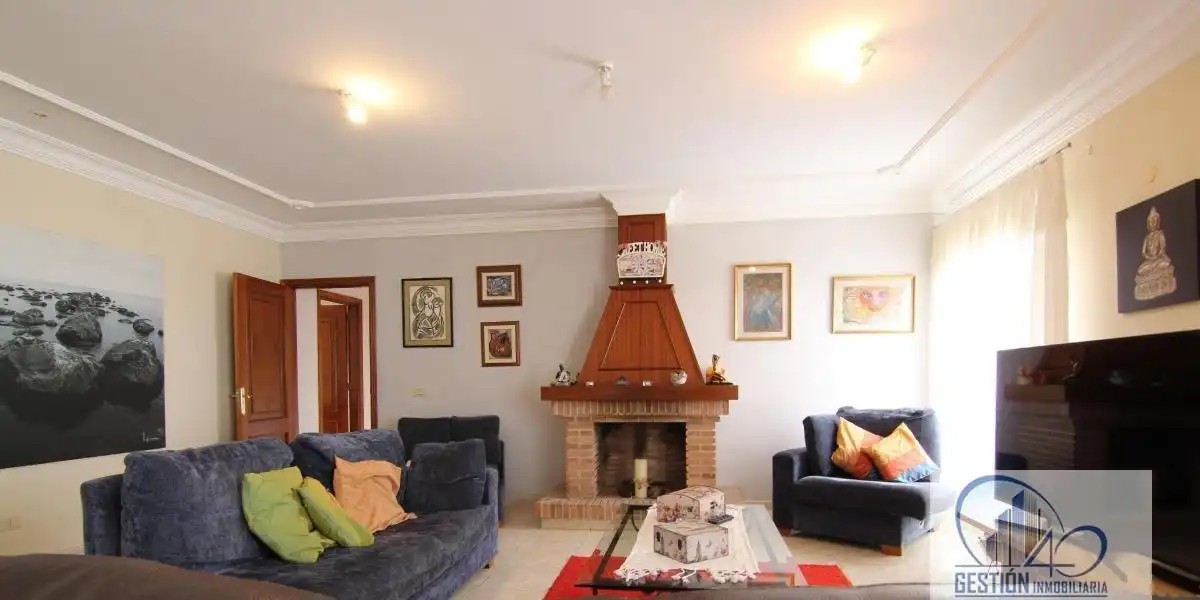 Sala de estar de Edificio en venta en La Orotava