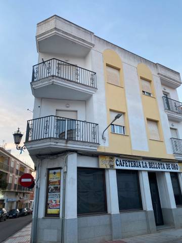 Piso en Venta en Calle Francisco de Quevedo en Castuera