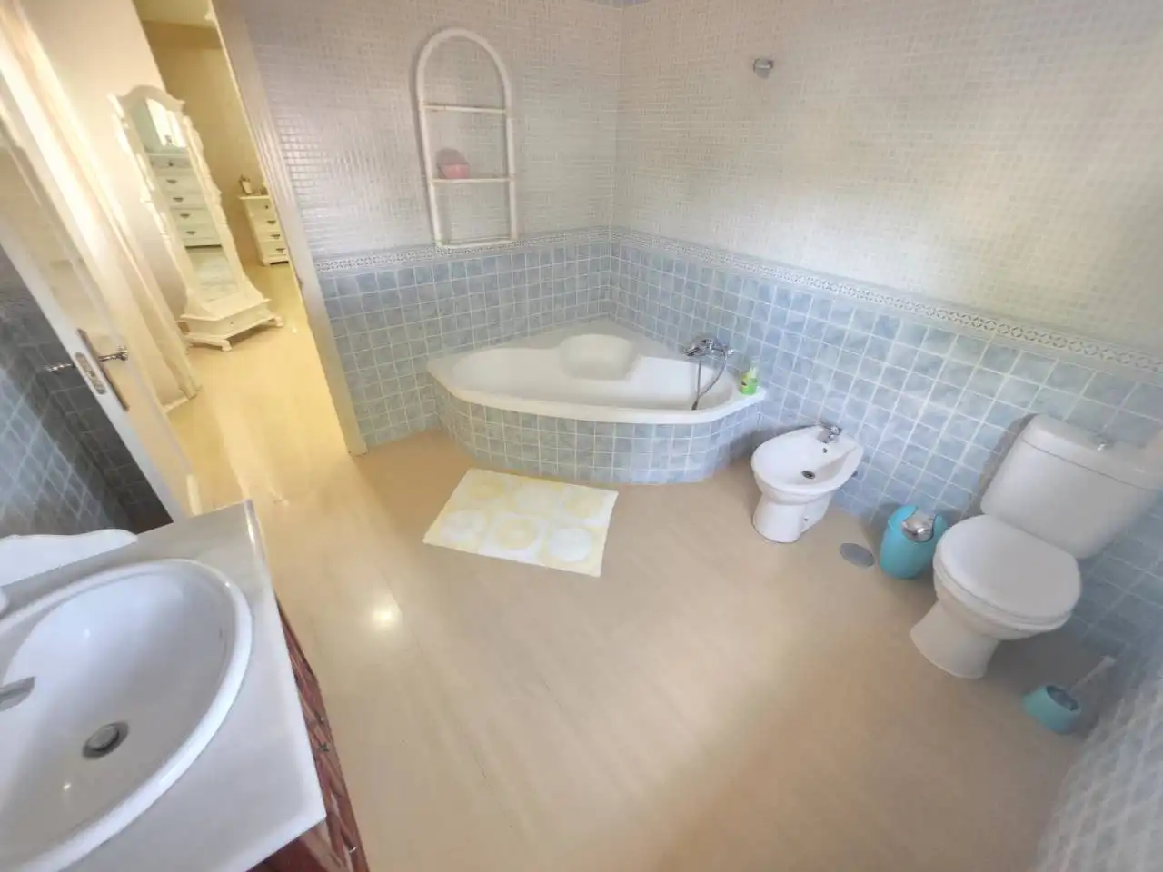 Bathroom of Houses for sale in Chiclana de la Frontera  with Terrace and Swimming Pool