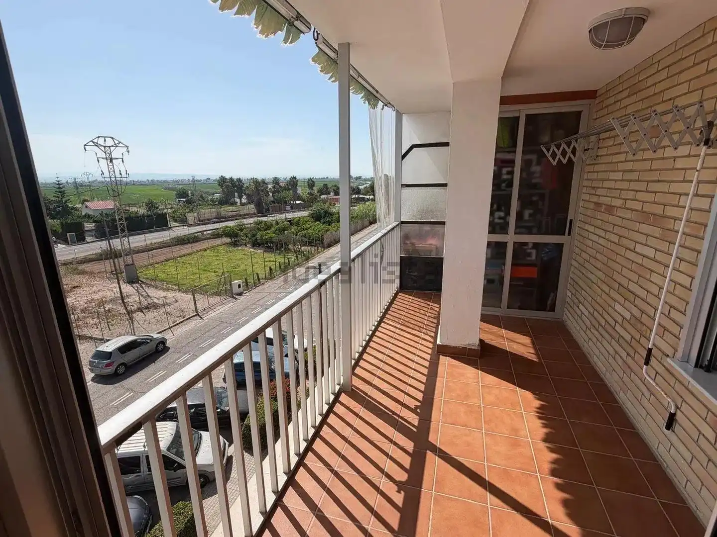 Vista exterior de Pis en venda en Valencia amb Terrassa, Moblat i Balcó