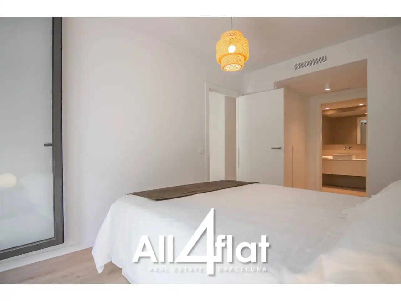 Bedroom of Flat for rent in Barcelona  with Air Conditioner, Heating and Furnished