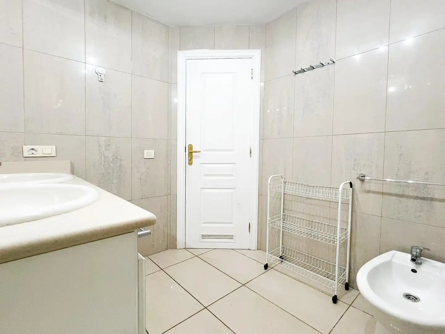 Badezimmer von Wohnungen zum Verkauf in Adeje mit Klimaanlage, Terrasse und Möbliert