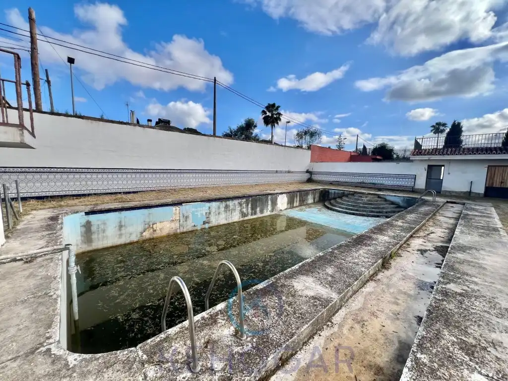 Piscina de Casa o chalet en venta en Dos Hermanas con Piscina