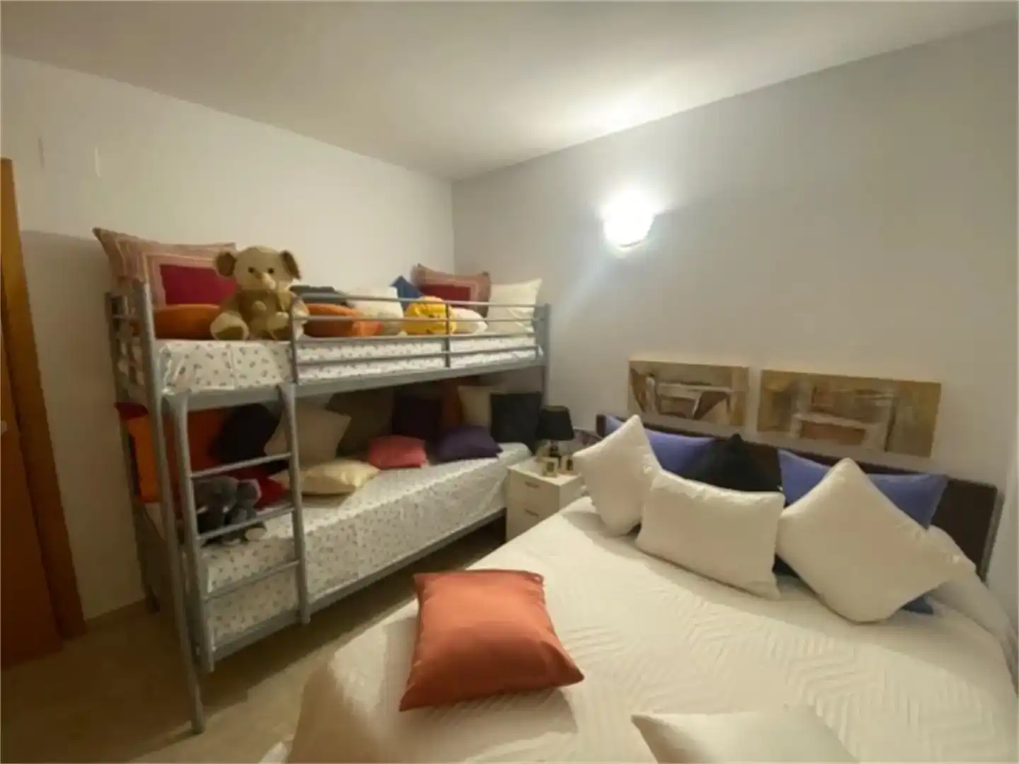 Dormitori de Dúplex en venda en Sant Cebrià de Vallalta amb Aire condicionat, Jardí privat i Piscina