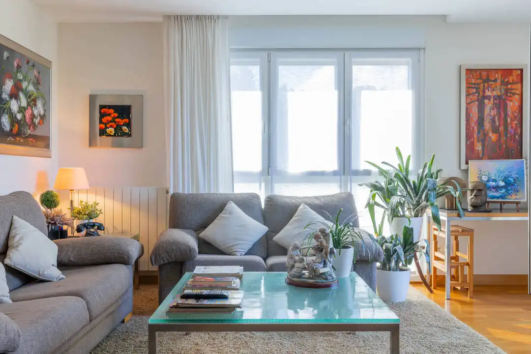 Sala d'estar de Àtic de lloguer en Donostia - San Sebastián  amb Aire condicionat, Calefacció i Terrassa