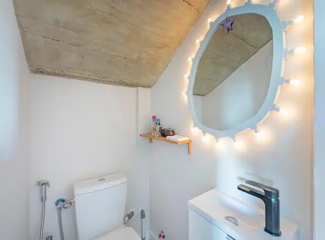 Bathroom of Attic for sale in Estepona  with Air Conditioner, Parquet flooring and Terrace