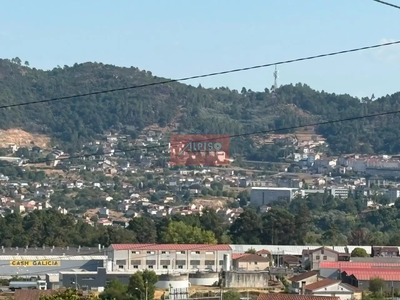 Vista exterior de Casa o chalet en venta en Ourense Capital  con Calefacción y Jardín privado