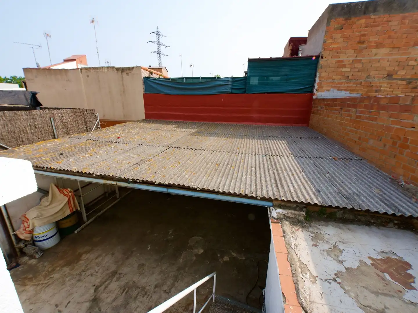 Terrassa de Local en venda en Sant Quirze del Vallès