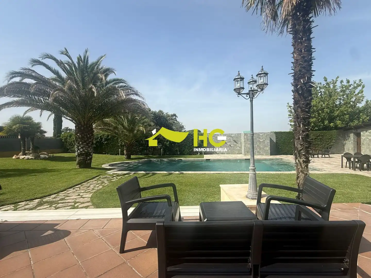 Jardín de Estudio de alquiler en Villaviciosa de Odón con Aire acondicionado, Calefacción y Amueblado