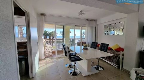 Encantador Piso en Primera Línea de Mar en Empuriabrava, imatge 2
