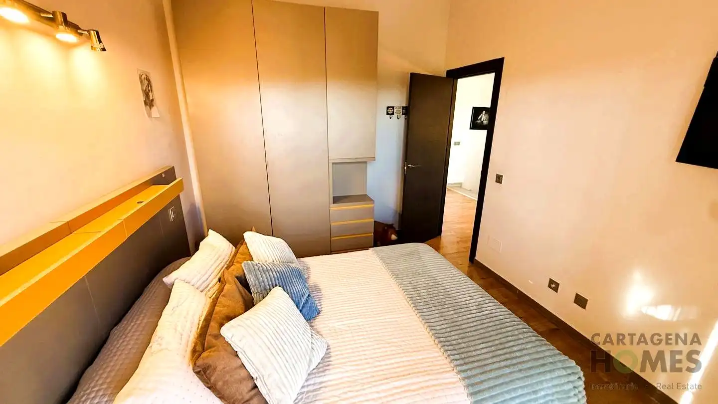 Habitación de Casa adosada en venta en Cartagena con Aire acondicionado, Jardín privado y Parquet