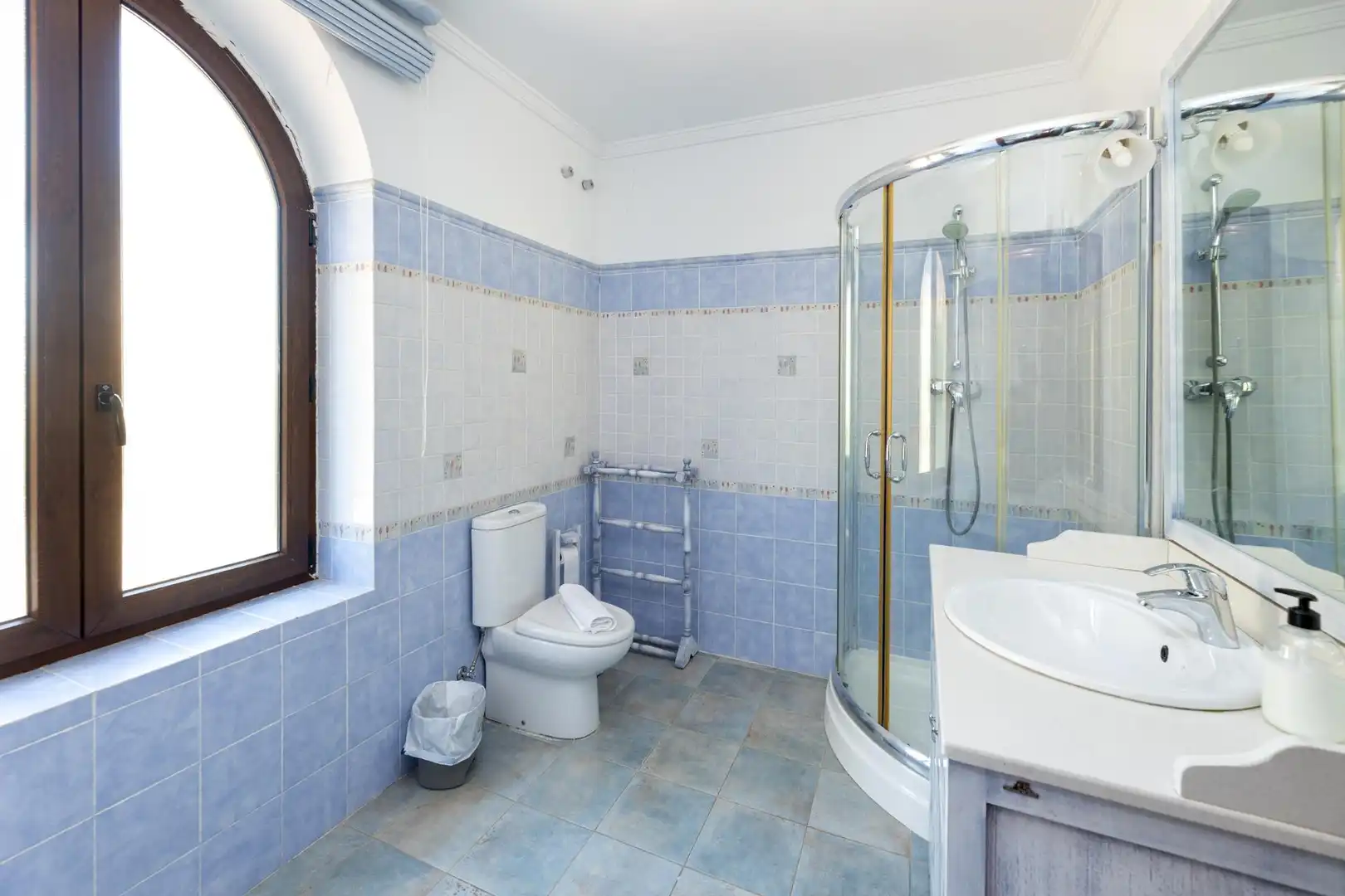 Baño de Casa o chalet en venta en Villa de Otura con Aire acondicionado, Jardín privado y Terraza