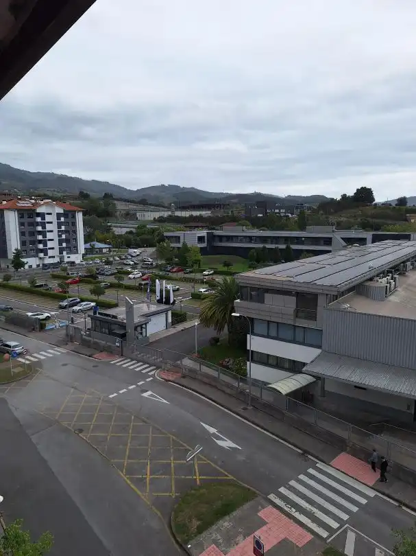 Vista exterior de Piso en venta en Abadiño  con Calefacción, Trastero y Balcón