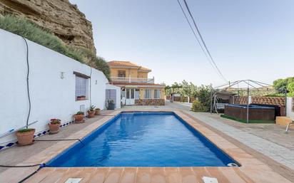 Swimming pool of House or chalet for sale in Caniles  with Air Conditioner, Heating and Private garden
