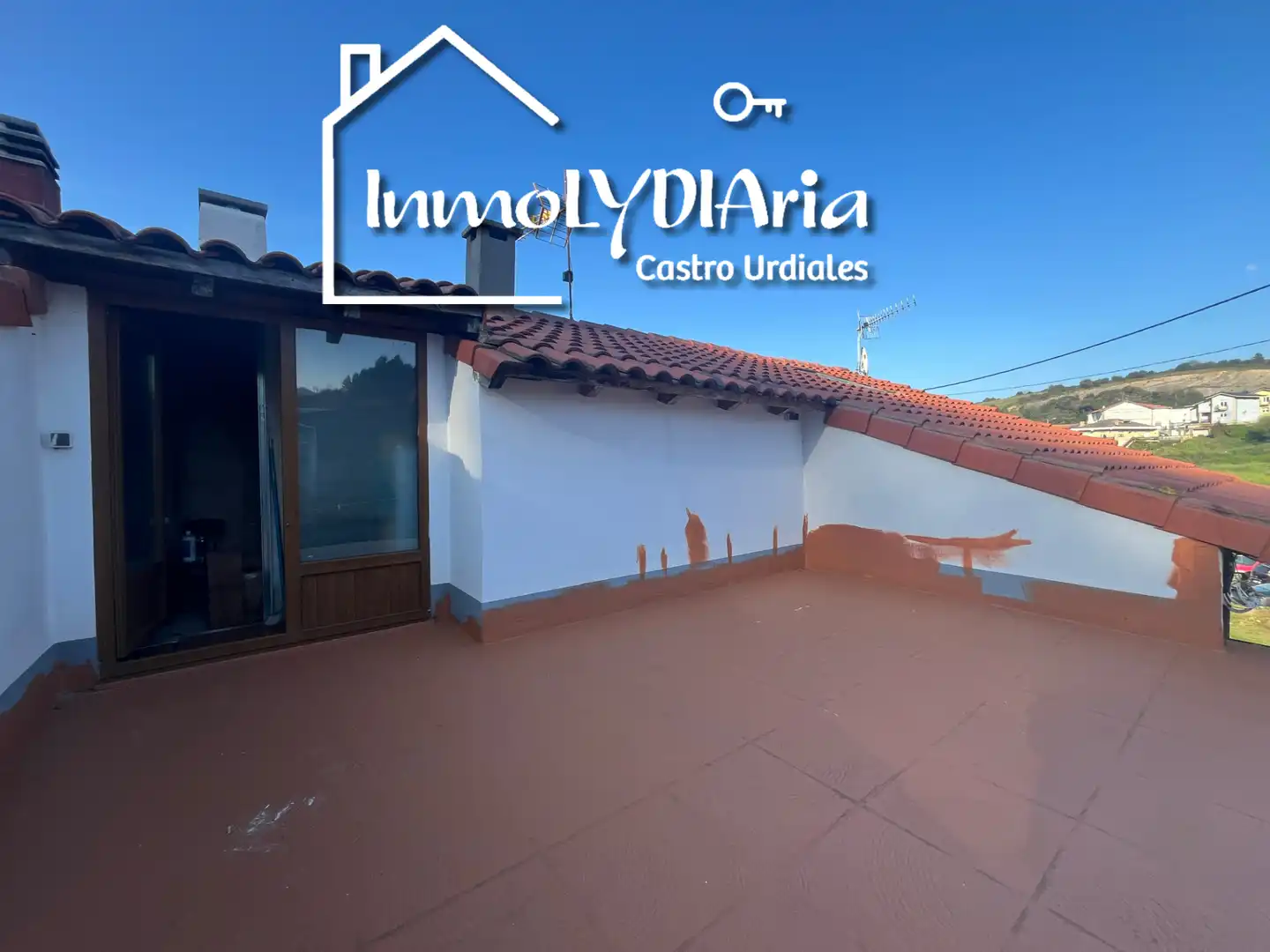 Terraza de Casa adosada en venta en Castro-Urdiales con Calefacción, Parquet y Terraza
