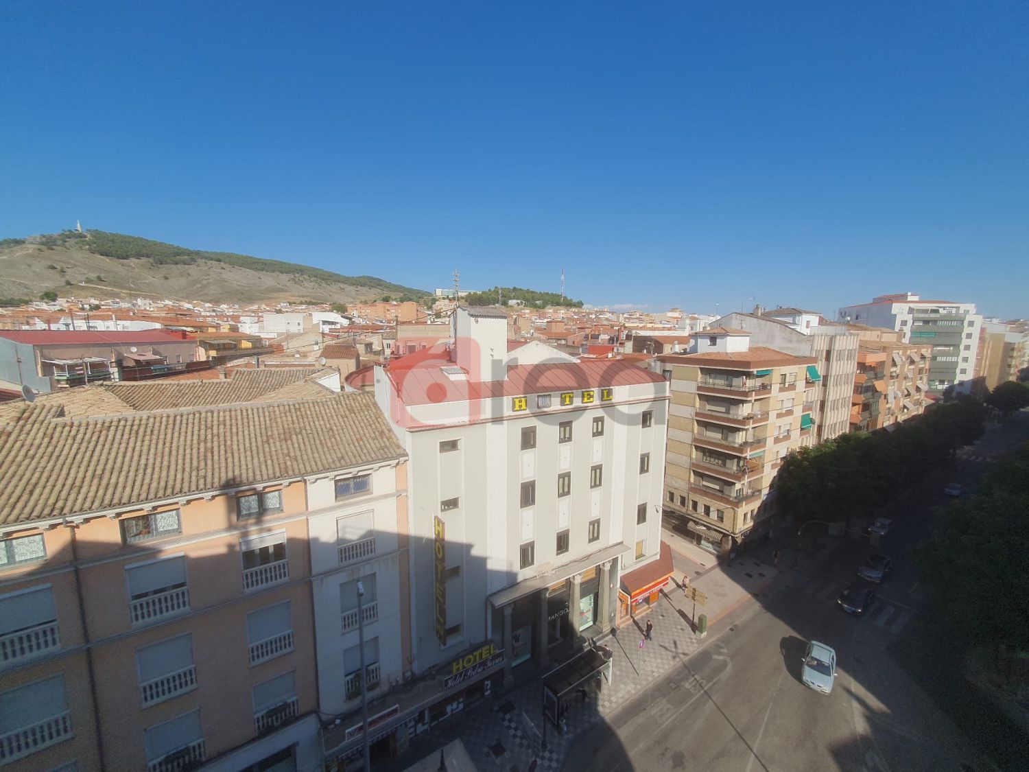 Vista exterior de Pis en venda en Cuenca Capital amb Aire condicionat, Calefacció i Parquet