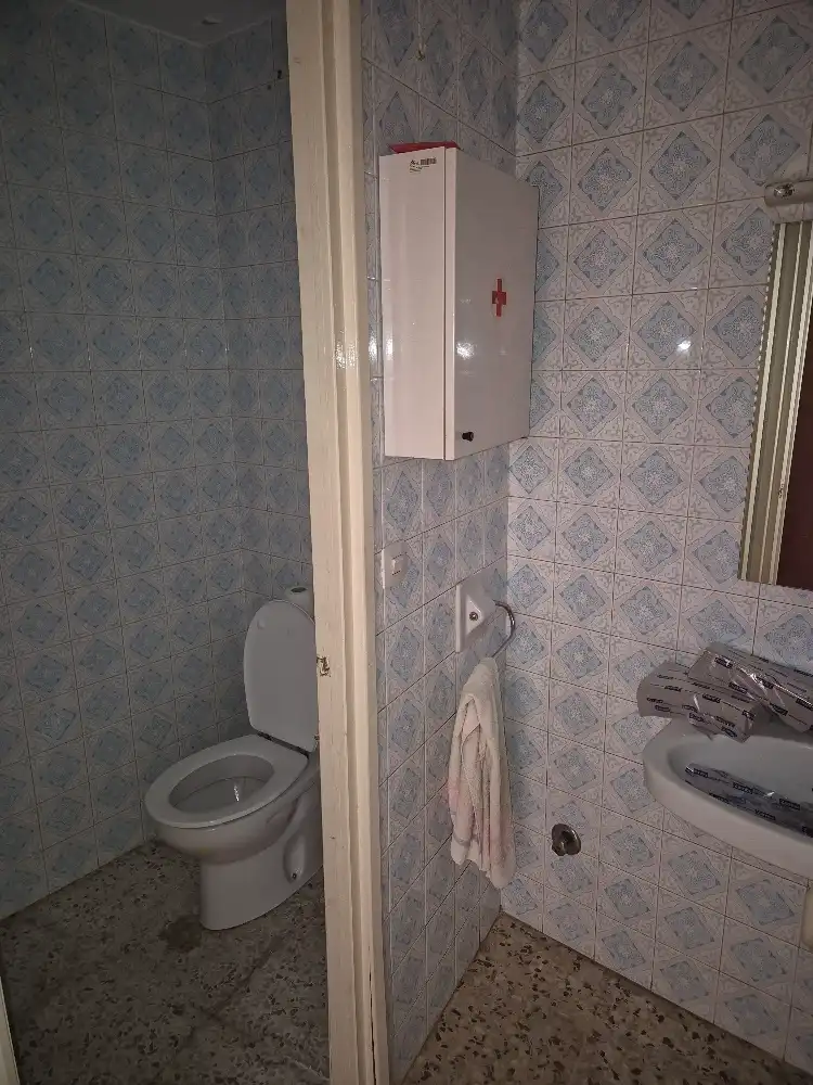 Baño de Local en venta en Navas de Jorquera
