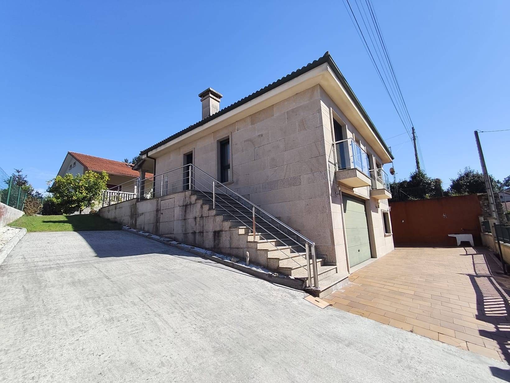 Exterior view of House or chalet for sale in Ames  with Heating, Private garden and Terrace