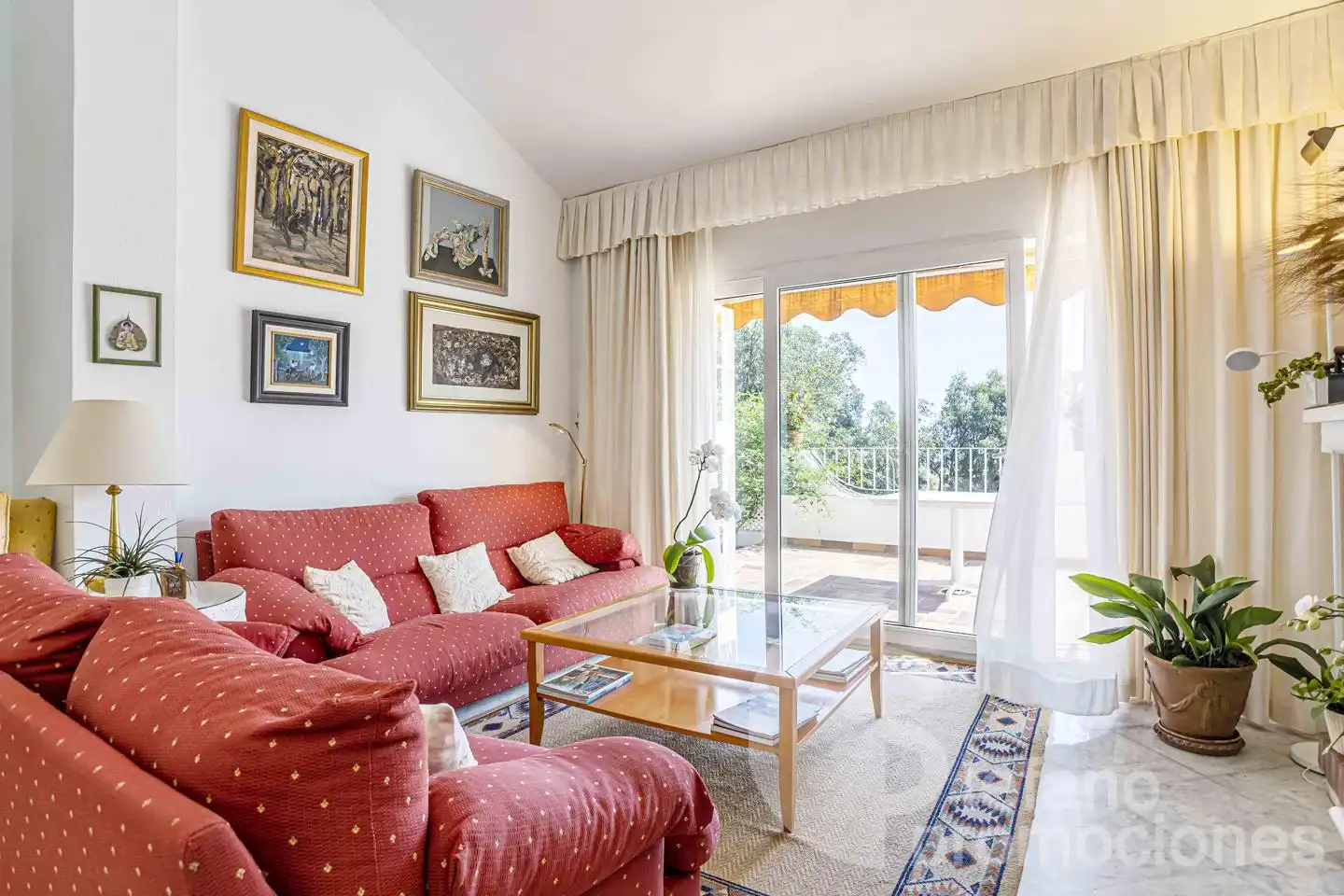 Living room of Detached homes for sale in Málaga  with Air Conditioner, Private garden and Terrace