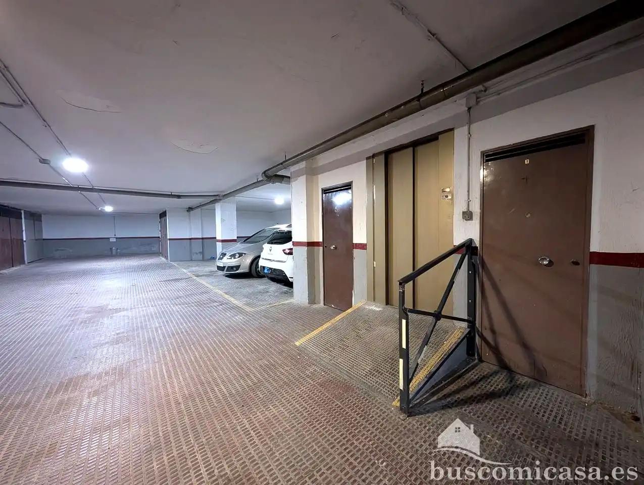 Aparcament de Garatge en venda en Linares