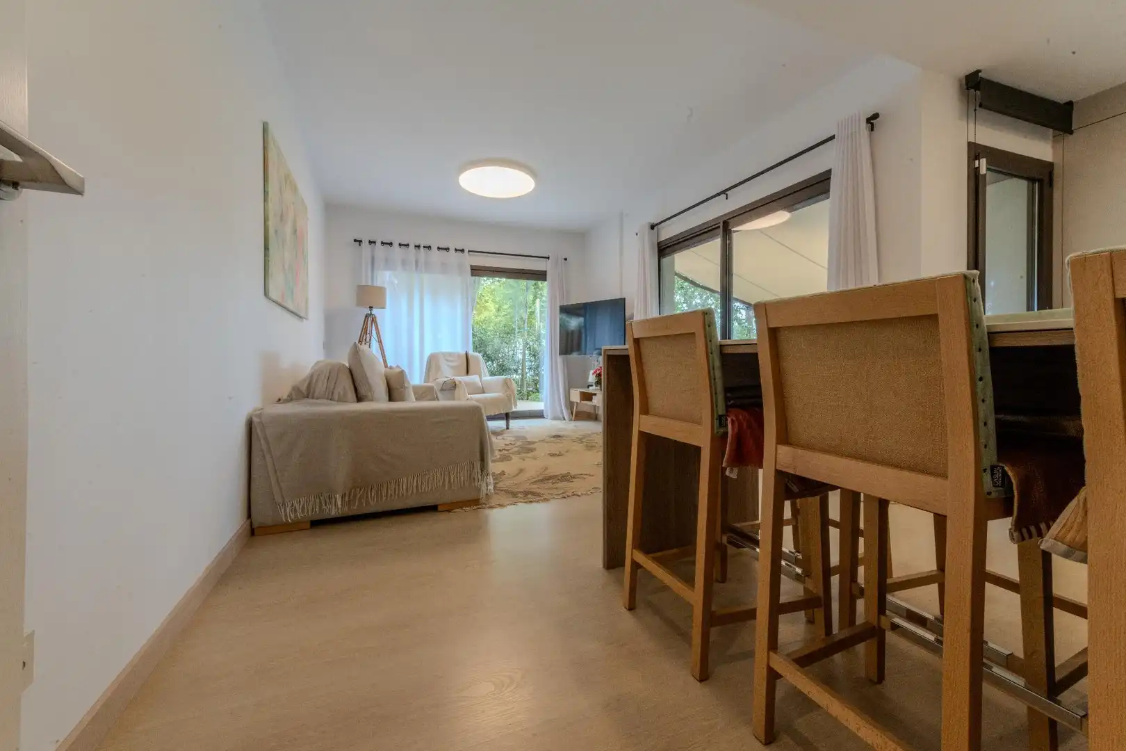 Sala d'estar de Planta baixa de lloguer en Castell d'Aro, Platja d'Aro i s'Agaró amb Aire condicionat, Calefacció i Jardí privat