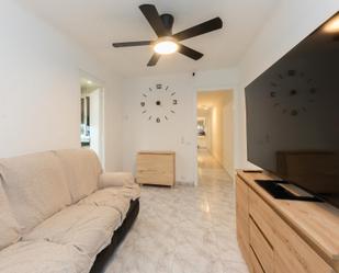 Living room of Flat for sale in  Barcelona Capital  with Heating, Furnished and Oven