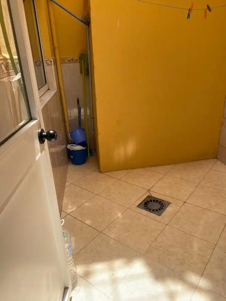 Bathroom of Buildings for sale in Melilla