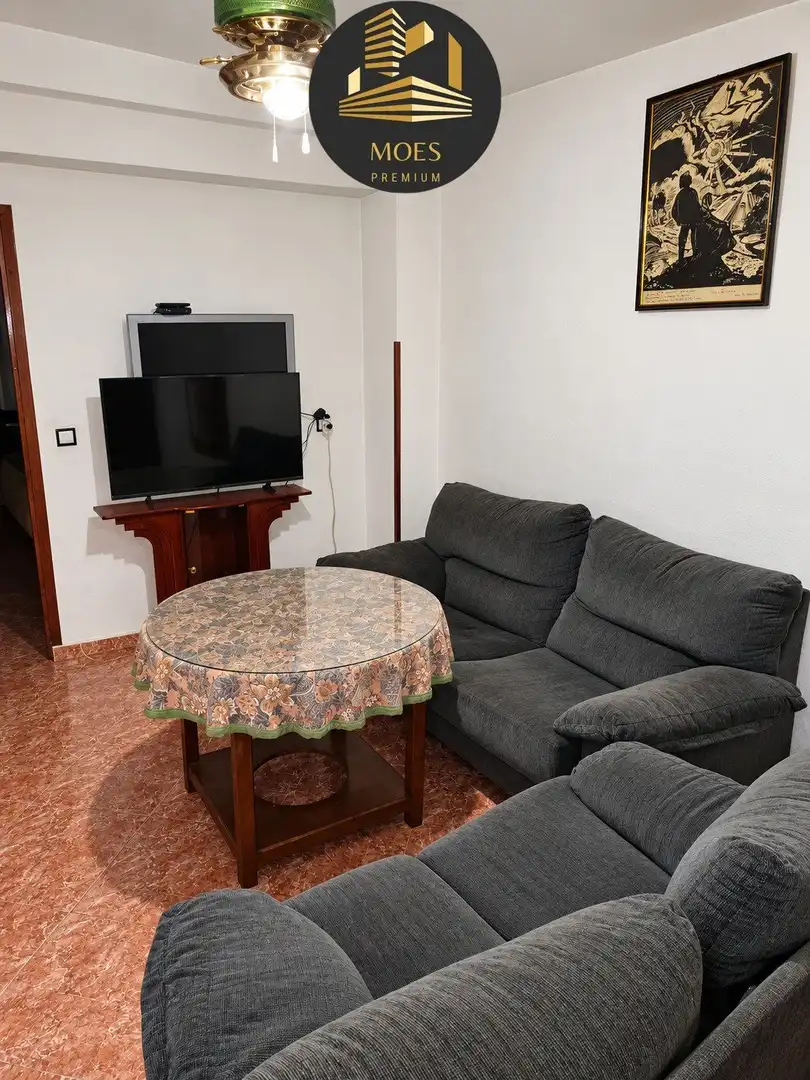 House with terrace for sale in Jódar