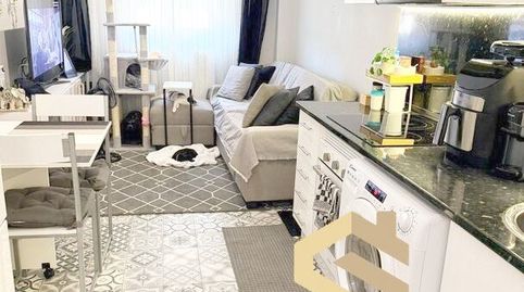 Foto 2 de Piso en venta en Ondarroa Kalea, Txurdinaga, Bilbao