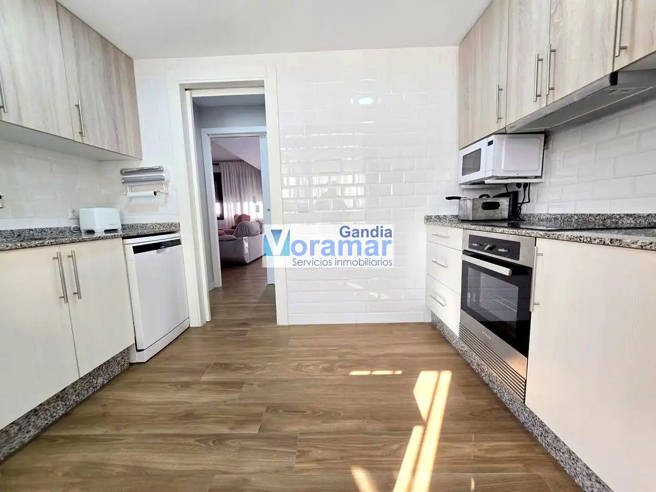 Cocina de Apartamento de alquiler en Gandia con Aire acondicionado, Terraza y Amueblado