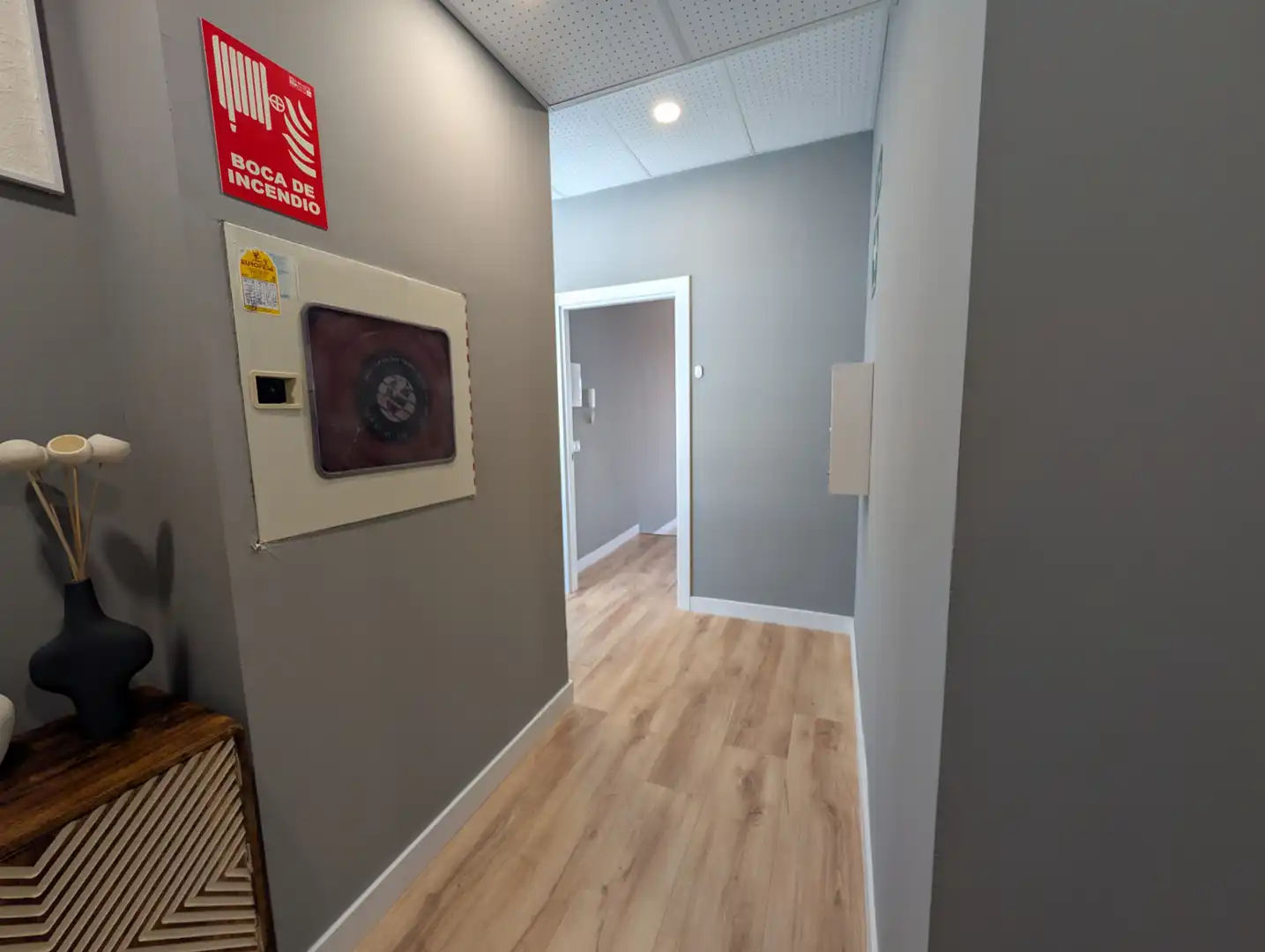 Büro zur Miete in Rivas-Vaciamadrid mit Klimaanlage, Heizung und Terrasse