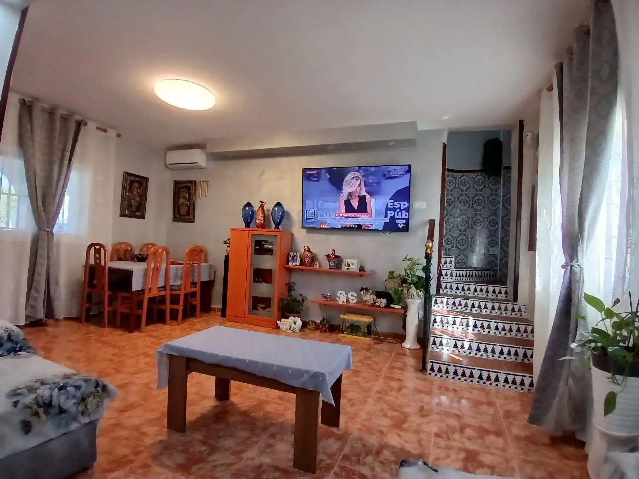 Sala de estar de Finca rústica en venta en Valls con Aire acondicionado, Calefacción y Terraza